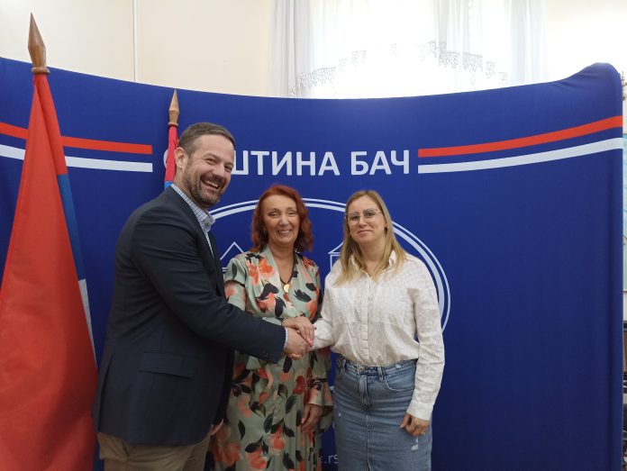 Potpisan ugovor u Opštini Bač